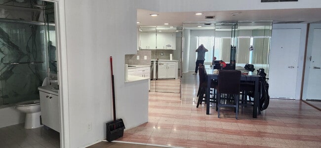 Foto del edificio - 3700 Galt Ocean Dr