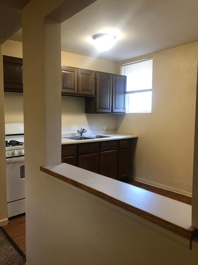 Foto del edificio - 100 Cliff Ave