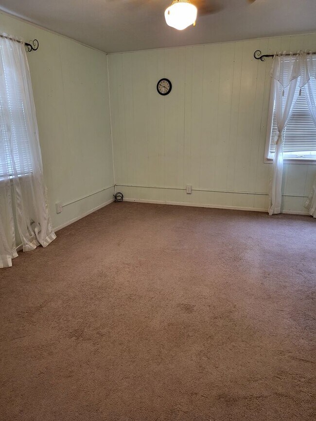 Building Photo - House in Marbleton