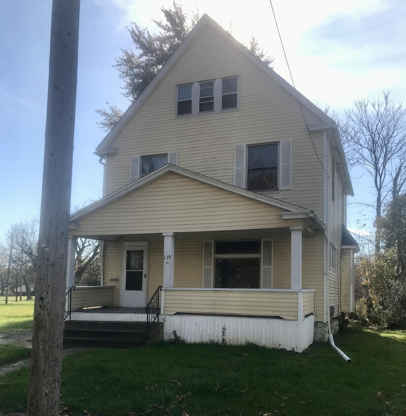 119 W Earle Ave, Youngstown, OH 44507 - House Rental in Youngstown, OH ...