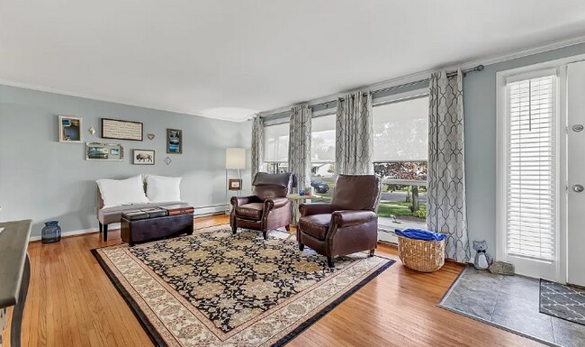 Foto del edificio - 711 Edgewater Dr