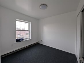 Building Photo - 5-28 B 32nd St