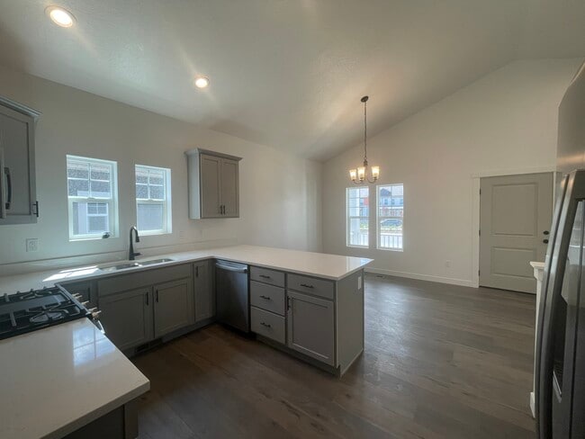 Building Photo - 6442 S Jordan Pkwy