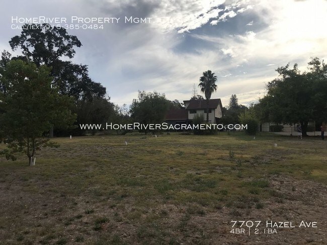 Building Photo - Orangevale Beauty!