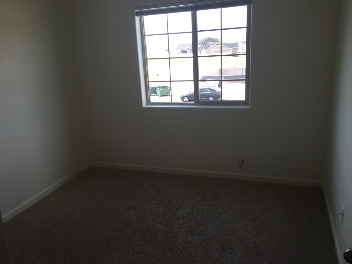 Upstairs Bedroom 2 - 6622 Wilderness Trail