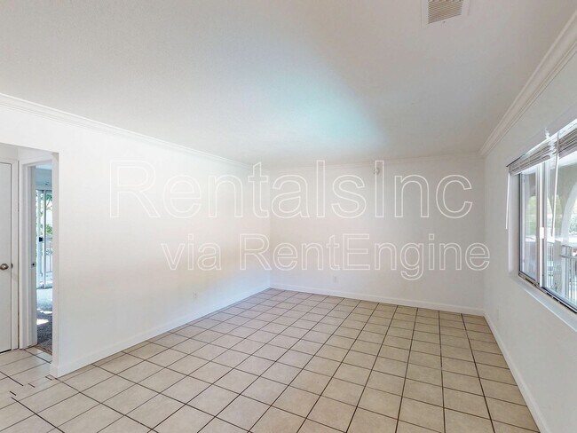 Building Photo - 18213 Happy Ln