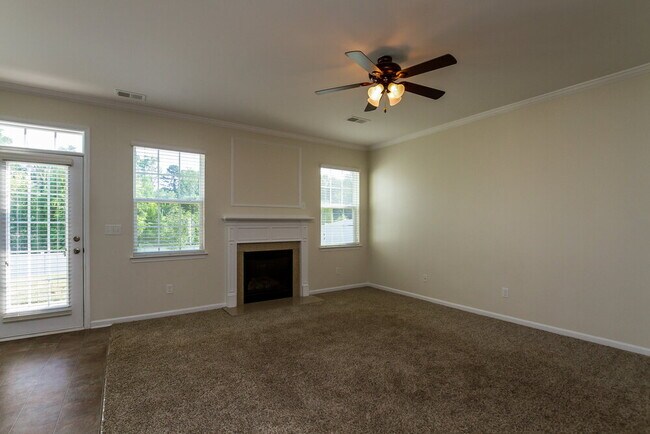 Foto del edificio - 17204 Hampton Trace Rd