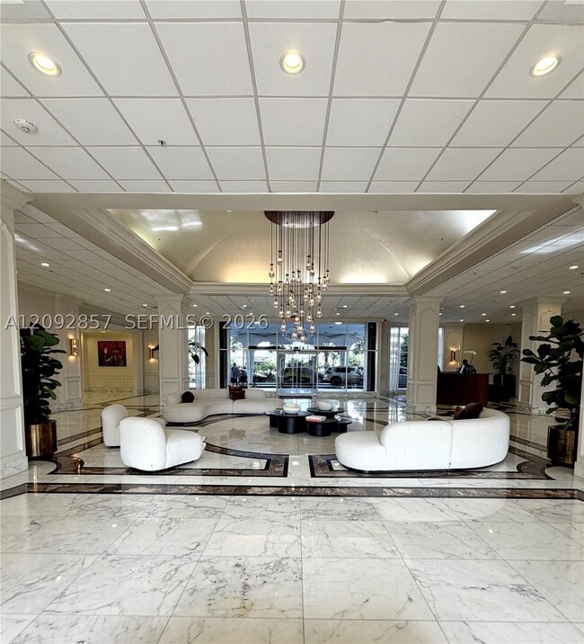 Building Photo - 5600 Collins Ave