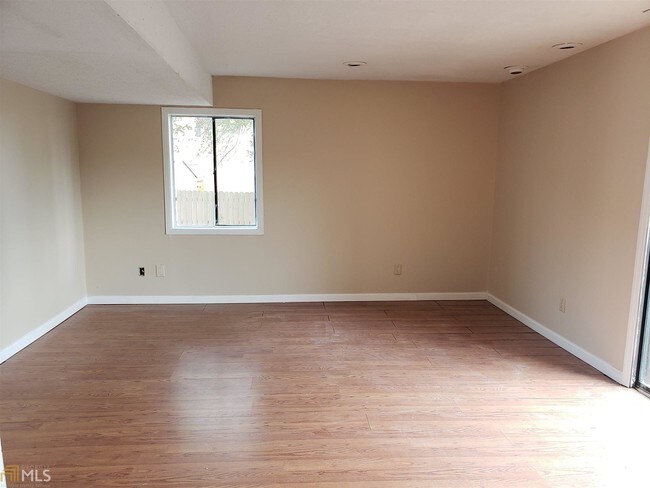 Building Photo - 2707 Penwood Pl