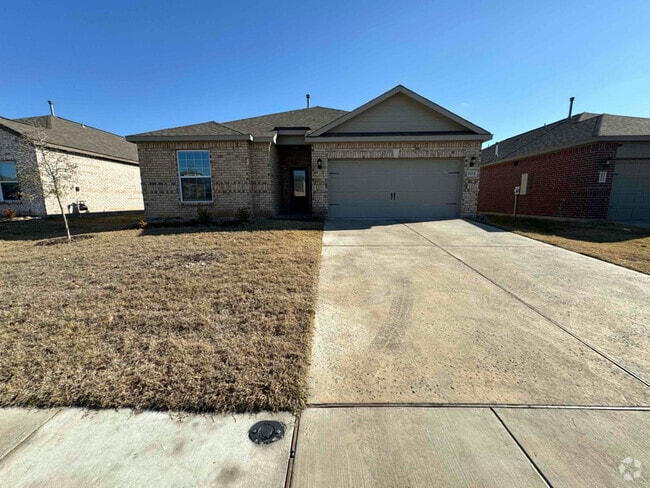 Building Photo - 2024 Yarborough Dr