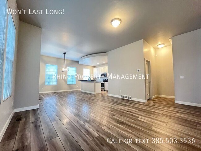 Foto del edificio - 5326 W S Jordan Pkwy