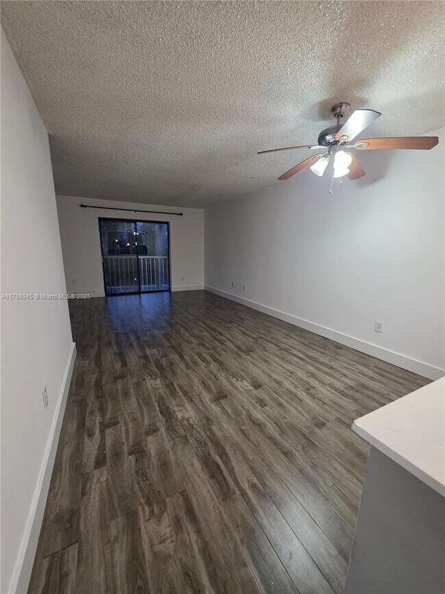 Building Photo - 7670 SW 152nd Ave