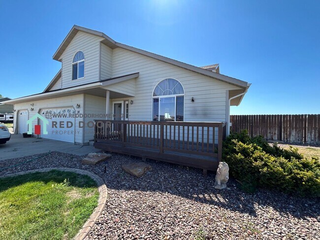 Foto del edificio - Country Comfort Meets Modern Convenience –...