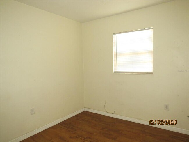 Foto del edificio - 10114 Hyacinth Ave