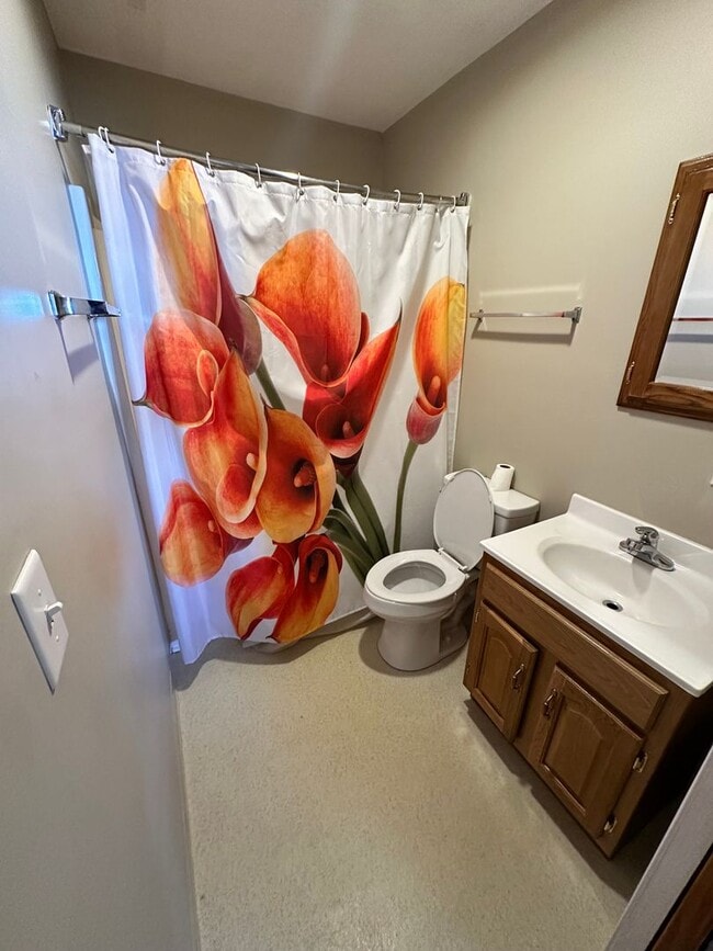 Foto del edificio - Studio Apt For Rent in Kuttawa Near Lake