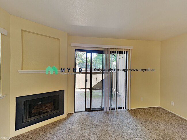 Building Photo - 4930 College Oak Dr