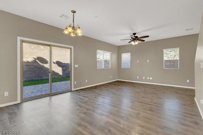 Foto del edificio - 7609 Reveal Ct