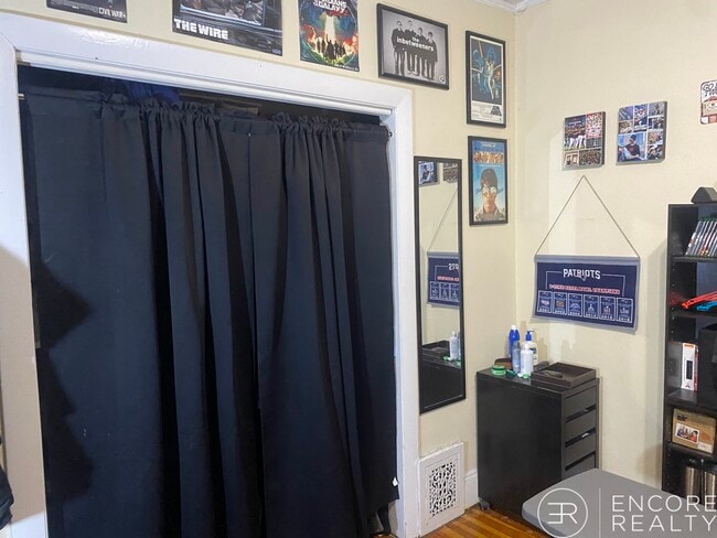 Building Photo - 2 Imrie Rd