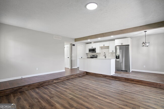 Building Photo - 3193 Nectarine Cir