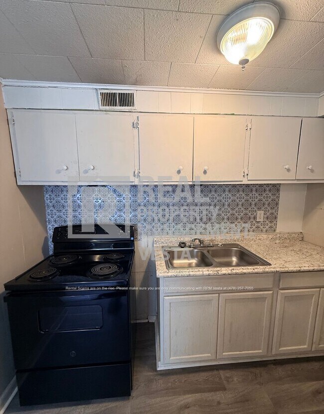 Foto del edificio - 620 Cedarwood Dr