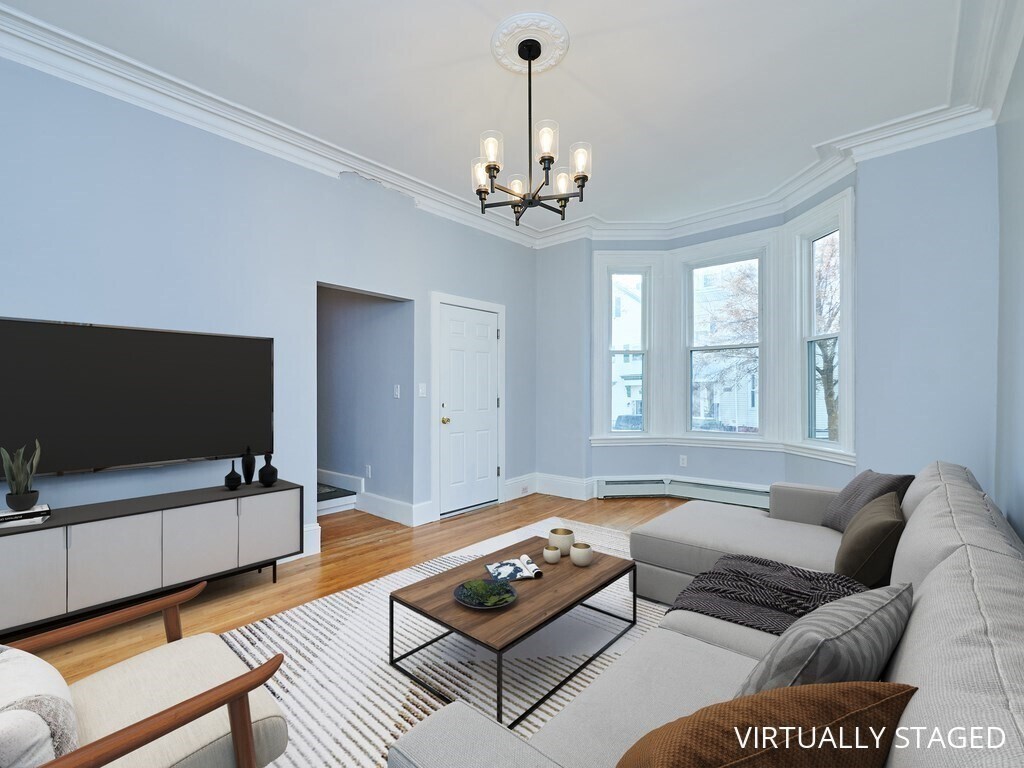 Foto principal - 546 E 5th St