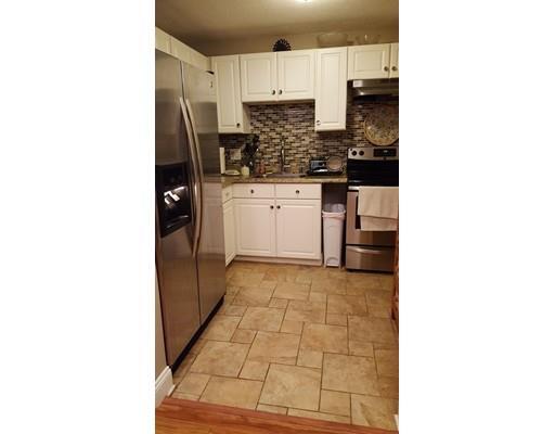Primary Photo - 37 Fountain Ln