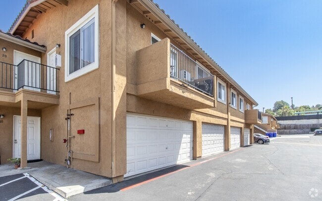 Building Photo - Parkstone Vista