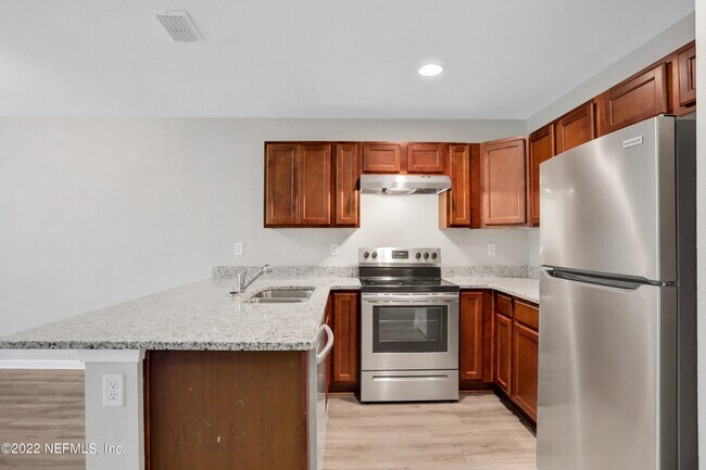 Foto del edificio - 8341 Homeport Ct