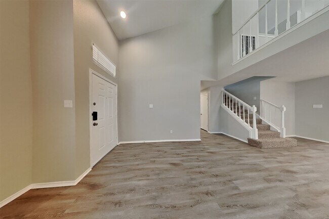 Foto del edificio - 16819 Kettle Creek Dr