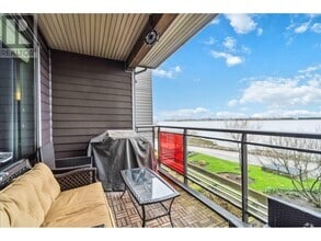 Building Photo - 14300 Riverport Way