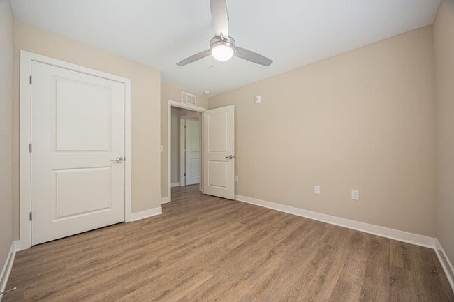 Building Photo - Broadleigh Lofts