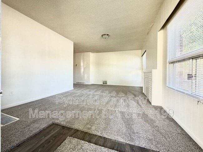 Photo - 4405 S 2700 E House