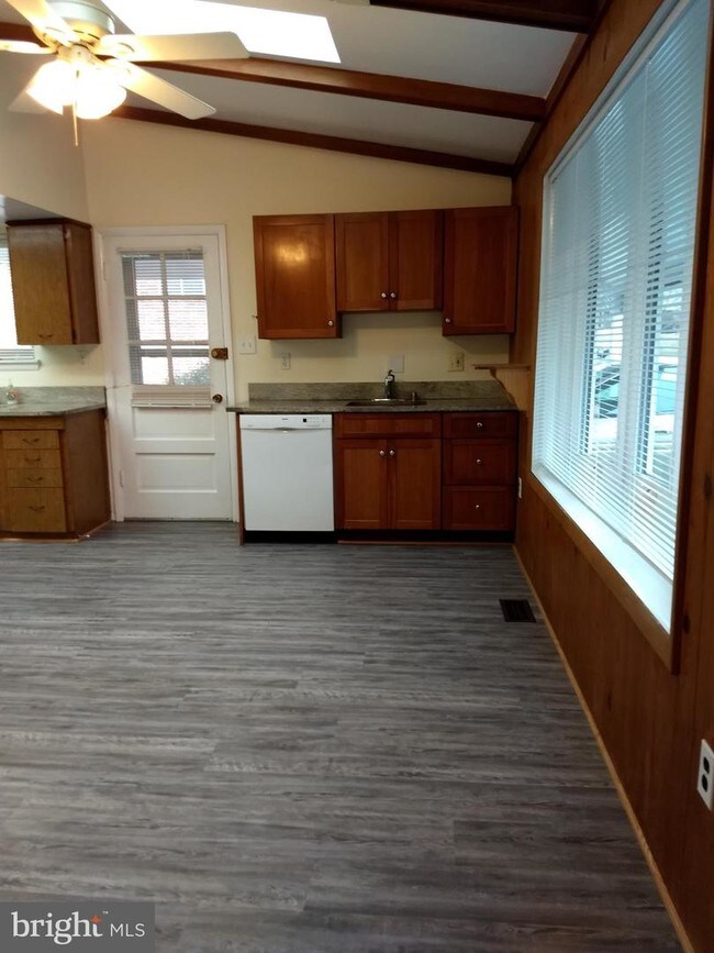 Foto del edificio - 900 Holborn St