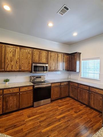 Building Photo - 989 Southgate Ct