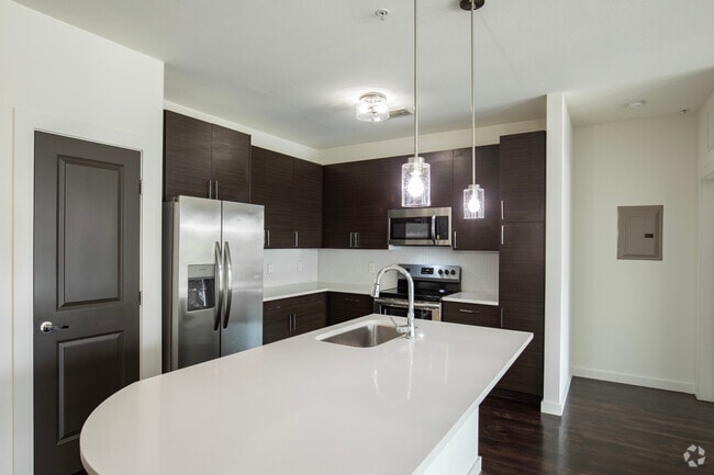L'Appartement
アメリカーナ　WIDE FULLZIP HOODIE Apartment Floorplans in Plano, TX | LVL 29