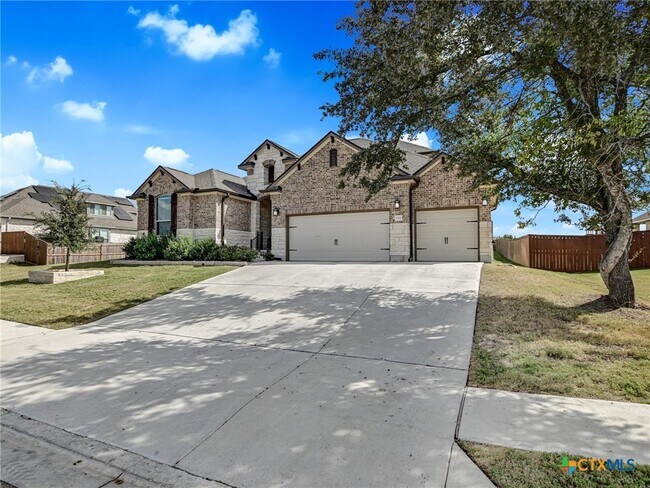 Foto del edificio - 1701 Meadow Crest