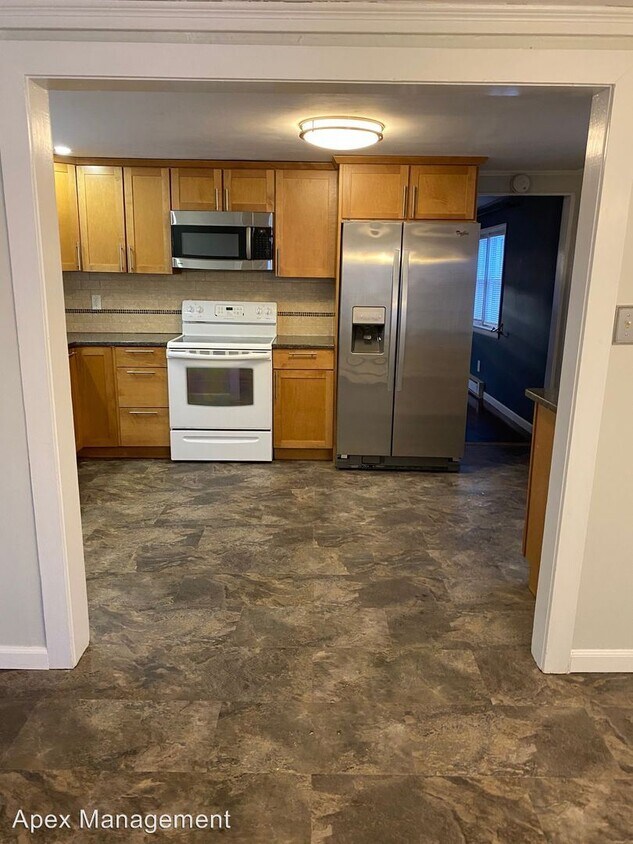 Foto principal - 3 br, 1.5 bath House - 1858 Major Street