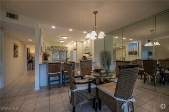 Building Photo - 5741 Deauville Cir