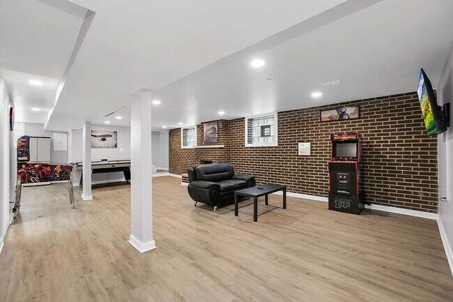 Foto del edificio - 6059 W 64th St