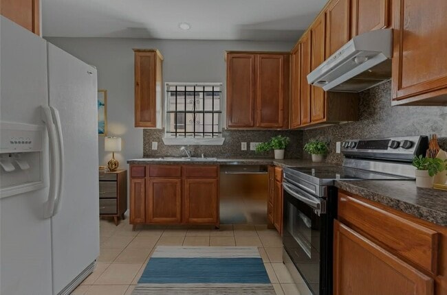 Foto del edificio - 7902 Dyer St