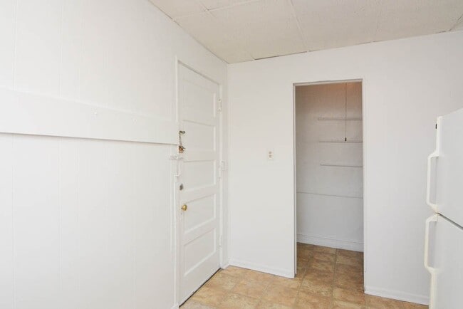 Building Photo - 2524 N Kedzie Blvd