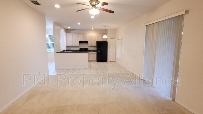 Foto del edificio - 5380 Watervista Dr
