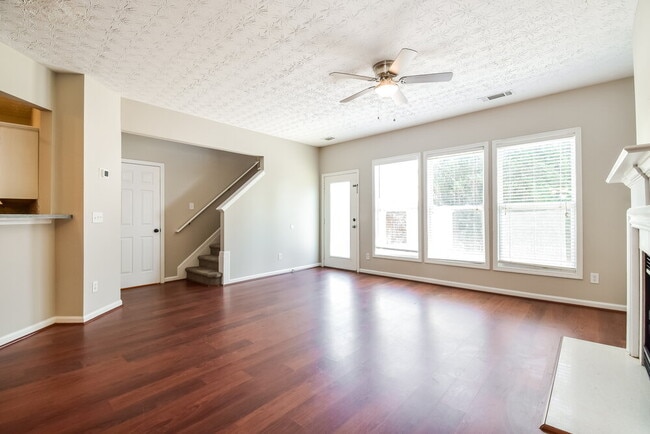 Foto del edificio - 237 Winterbury Dr