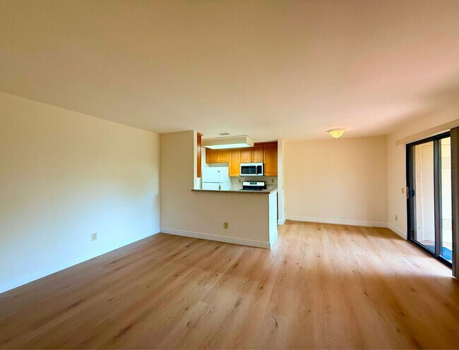 Foto del edificio - Charming 1 Bedroom Condo in Stoney Brook