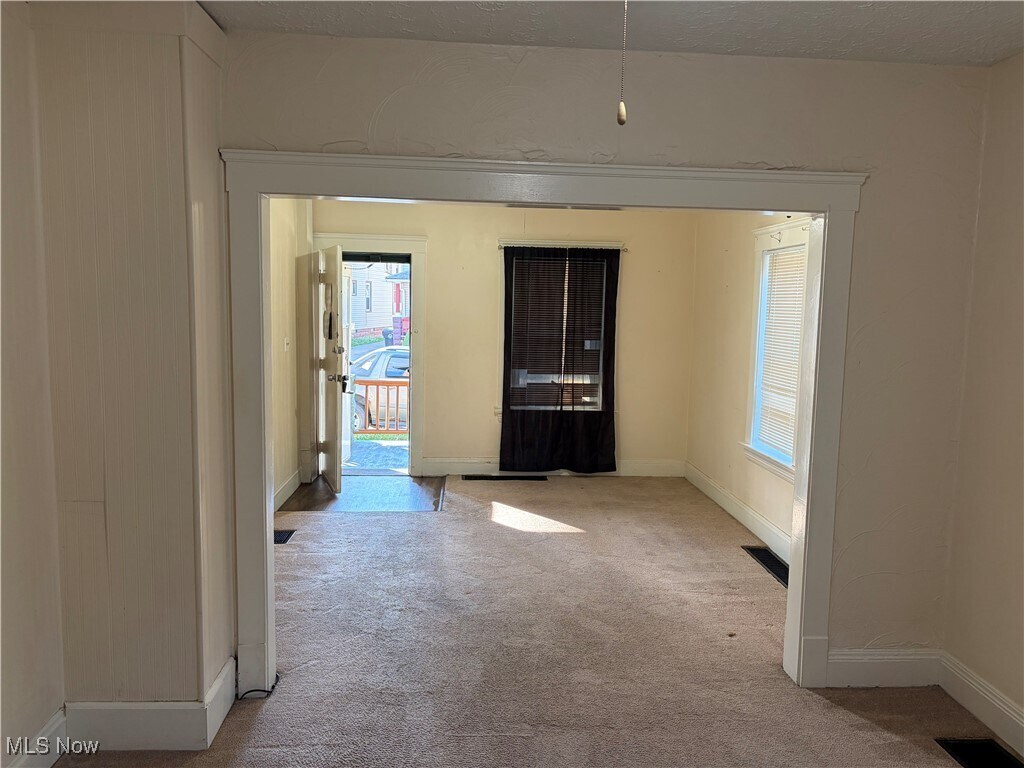 3653 W 46th St Cleveland, OH 44102 – photo 3