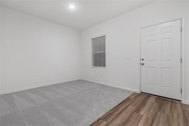 Foto del edificio - 337 Wedemeyer St