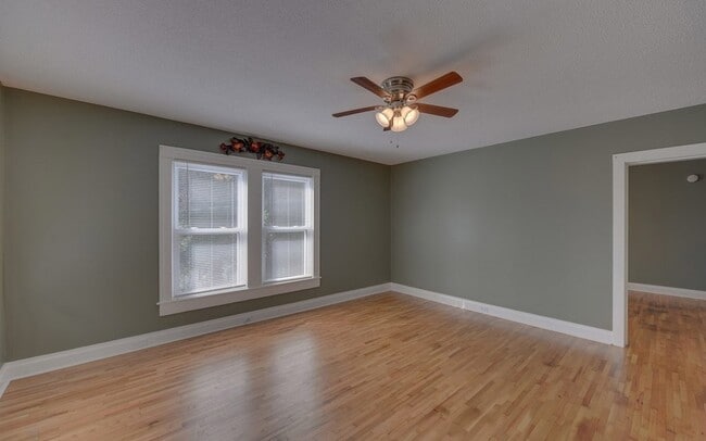 Building Photo - 113 Prospect St