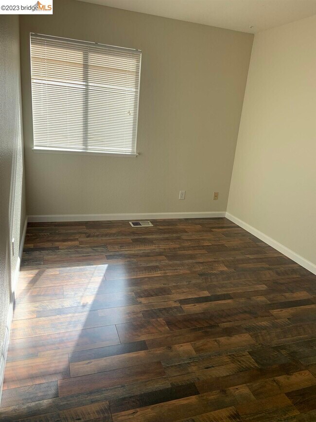Building Photo - 5200 Catanzaro Way