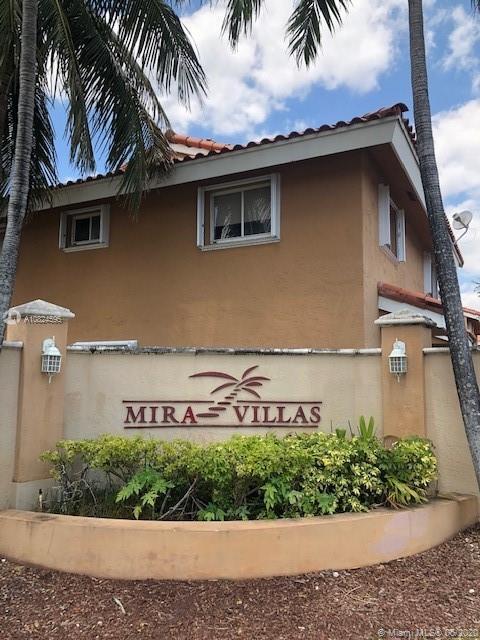Foto principal - 8231 NW 5th Ln