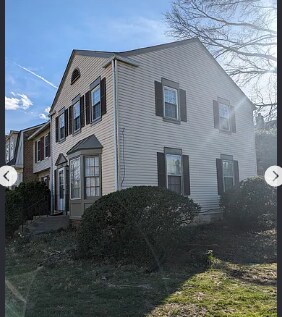 Building Photo - 2760 Knollside Ln